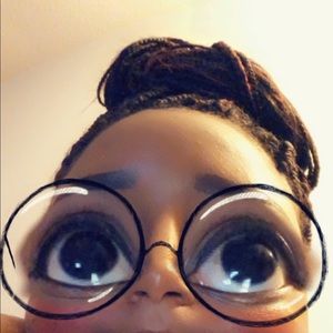 Meet your Posher, Alecia